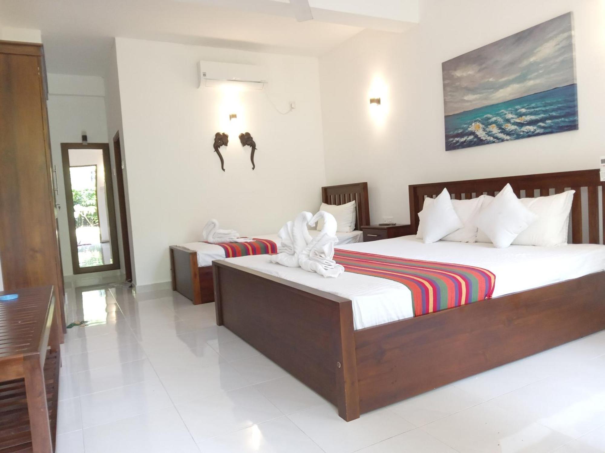 White Rose Safari Home Stay Удавалаве Экстерьер фото